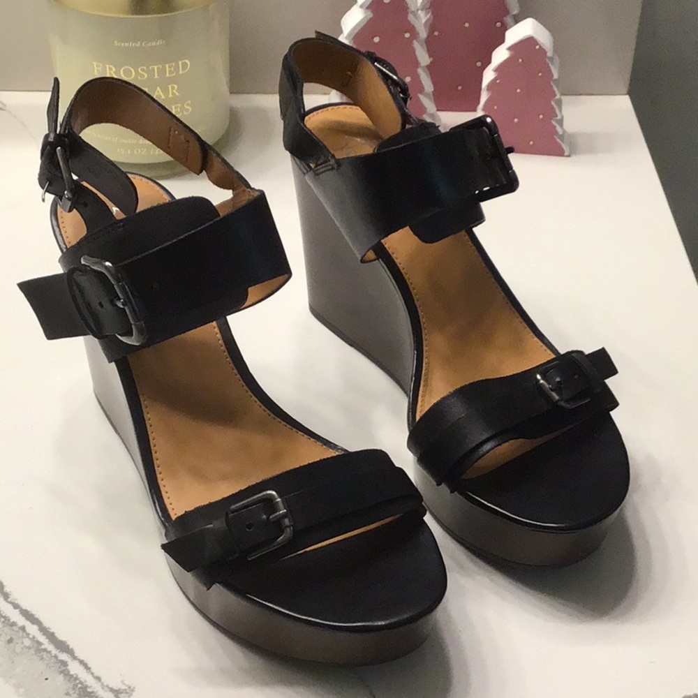 Franco Sarto Sandles